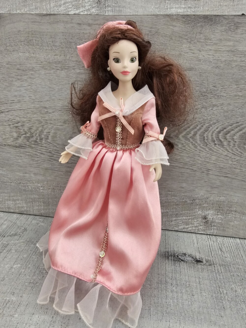 Disney Princess Belle Brass Key Porcelain Keepsake 14" Doll with Pink Dress 2002